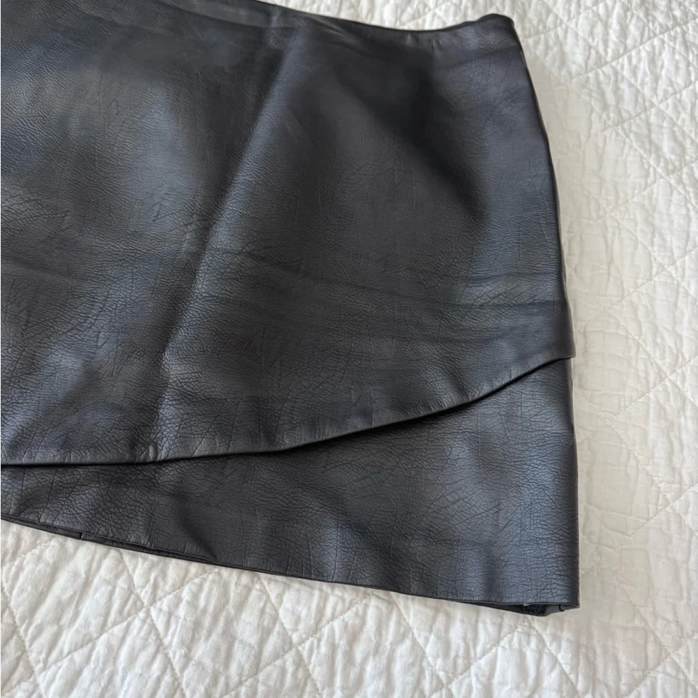 Club Monaco Faux Leather Black Mini Skirt